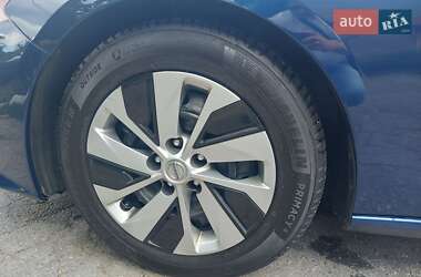 Седан Nissan Altima 2020 в 