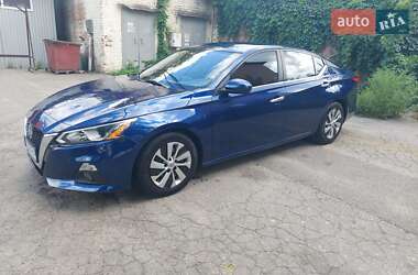 Седан Nissan Altima 2020 в 