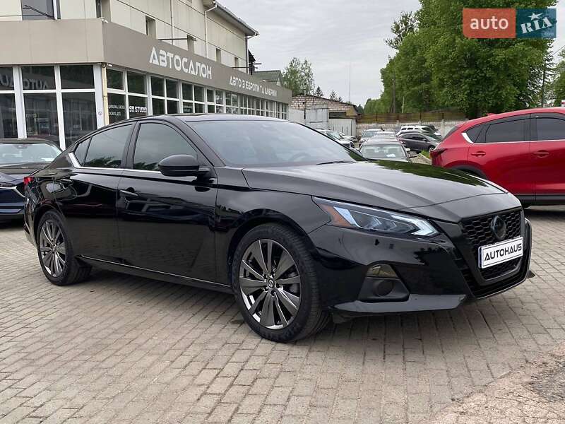 Седан Nissan Altima 2020 в 