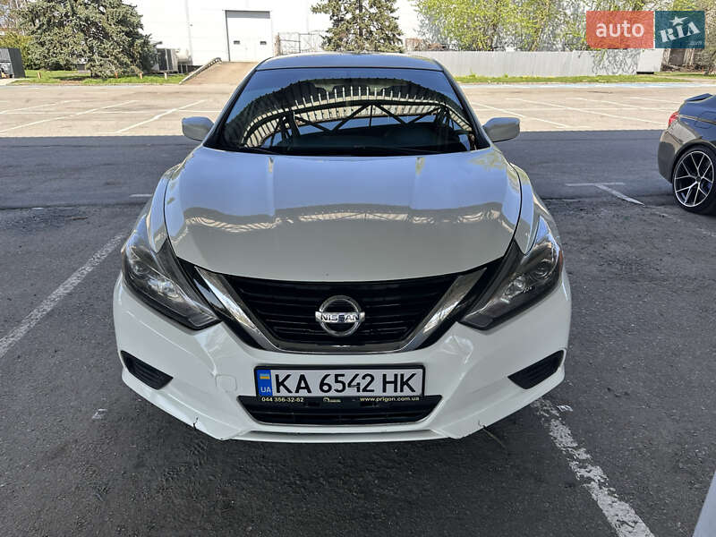 Nissan Altima 2016