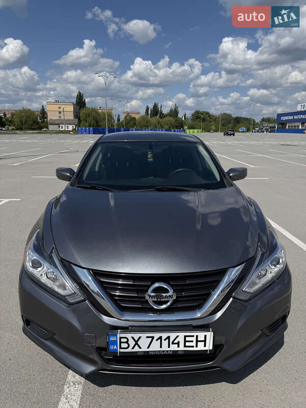 Седан Nissan Altima 2018 в Каменец-Подольском фото 4 Седан Nissan Altima 2018 в Каменец-Подольском