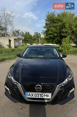 Седан Nissan Altima 2018 в Харькове