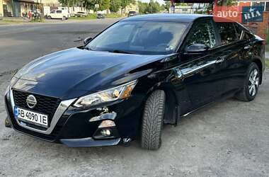 Седан Nissan Altima 2020 в Тульчине