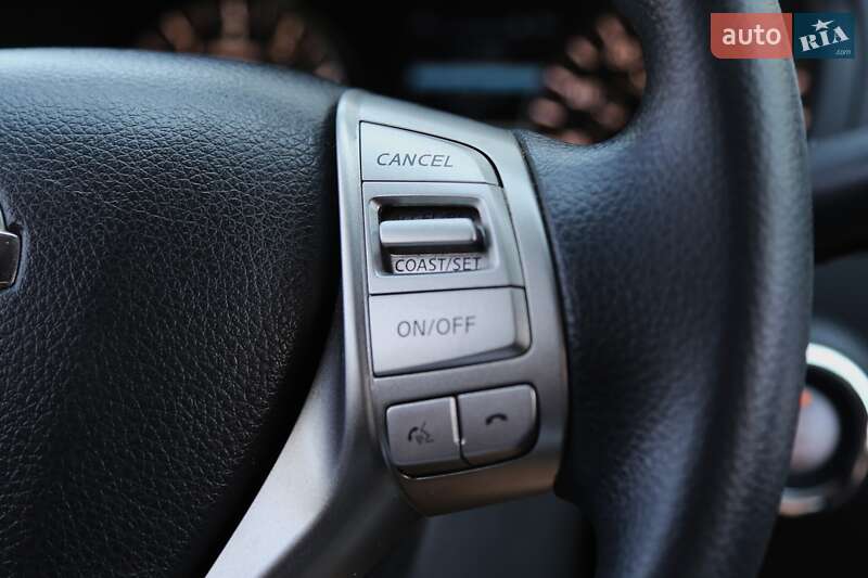 Седан Nissan Altima 2015 в Киеве фото 22 Седан Nissan Altima 2015 в Киеве