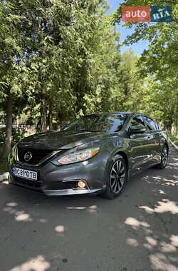Седан Nissan Altima 2016 в Дрогобыче