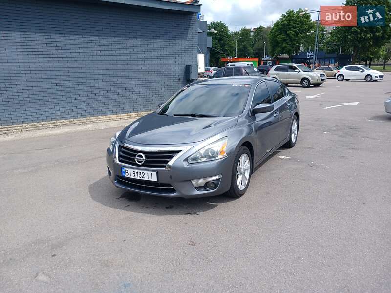 Седан Nissan Altima 2015 в Харькове