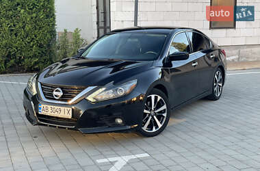 Седан Nissan Altima 2016 в Виннице