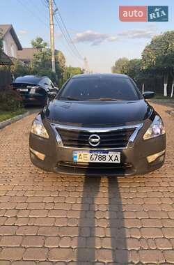 Седан Nissan Altima 2014 в Киеве
