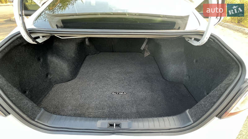 Седан Nissan Altima 2015 в Кривому Розі фото 17 Седан Nissan Altima 2015 в Кривому Розі