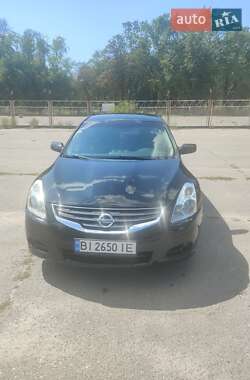 Седан Nissan Altima 2012 в Кременчуці