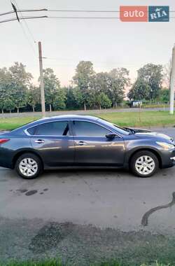 Седан Nissan Altima 2013 в Сумах
