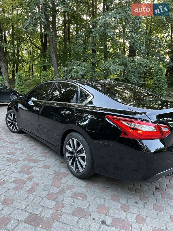 Седан Nissan Altima 2017 в Львові фото 16 Седан Nissan Altima 2017 в Львові