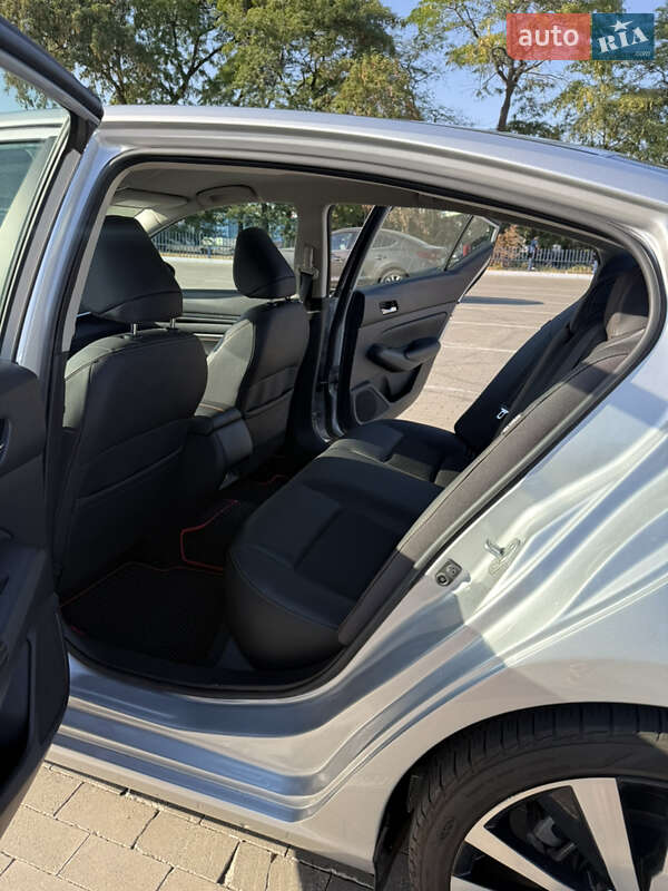 Седан Nissan Altima 2019 в Одесі