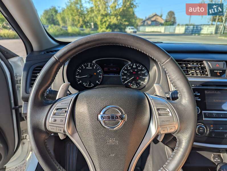Седан Nissan Altima 2017 в Харкові