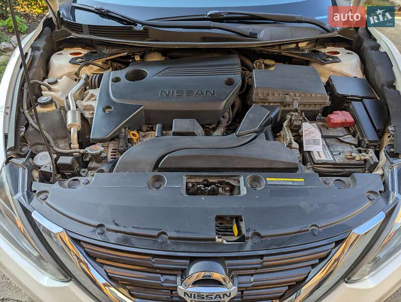 Седан Nissan Altima 2017 в Харкові