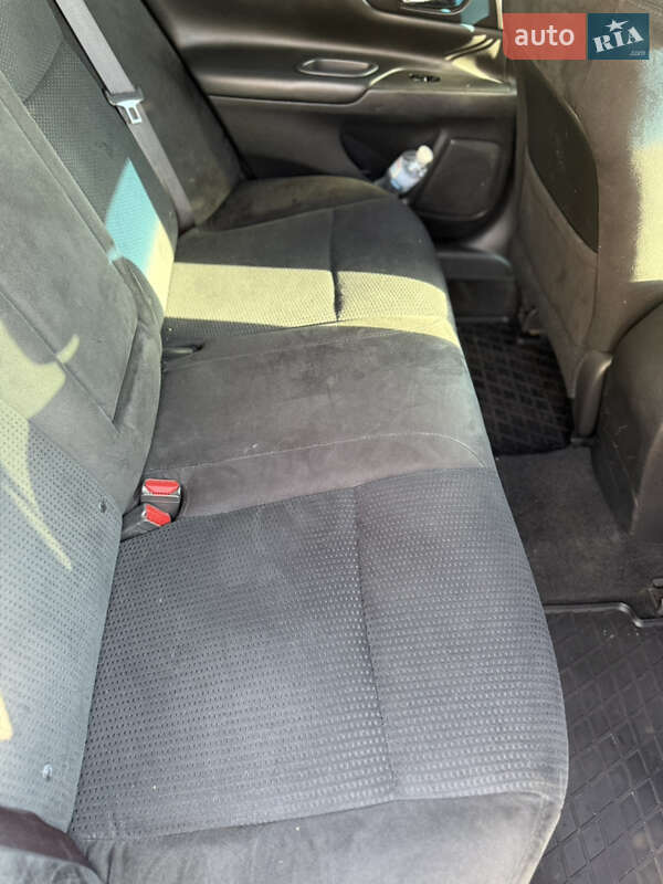 Седан Nissan Altima 2015 в Киеве