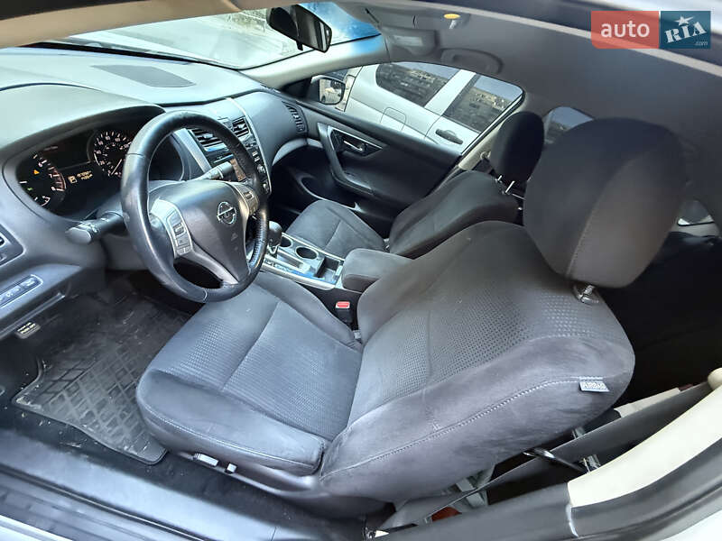 Седан Nissan Altima 2014 в Днепре фото 8 Седан Nissan Altima 2014 в Днепре