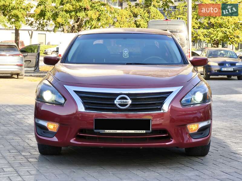 Седан Nissan Altima 2014 в Дніпрі
