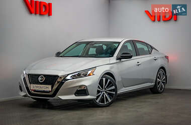 Седан Nissan Altima 2021 в Киеве
