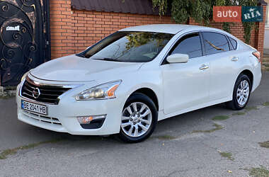 Седан Nissan Altima 2013 в Николаеве
