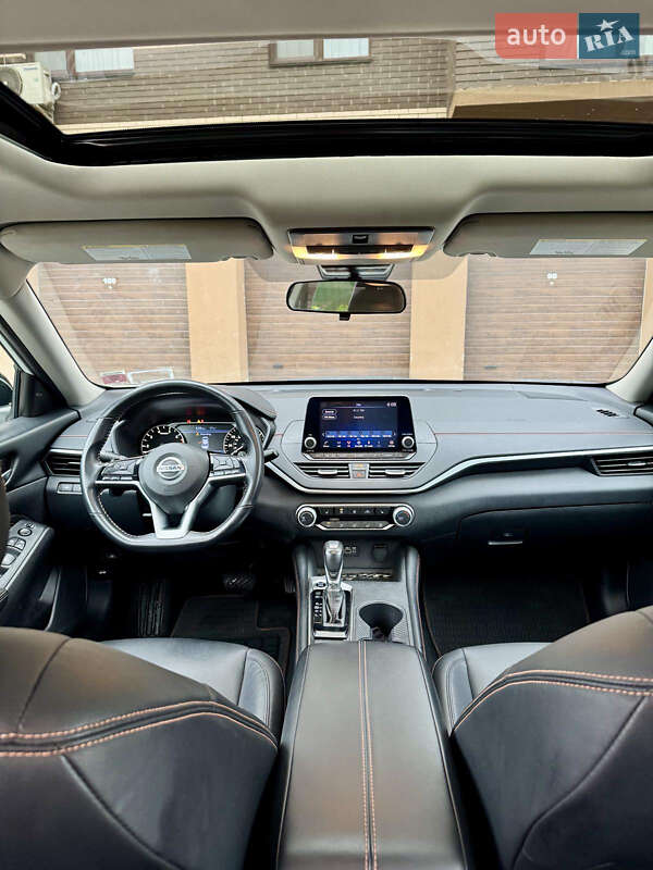 Седан Nissan Altima 2021 в Вінниці