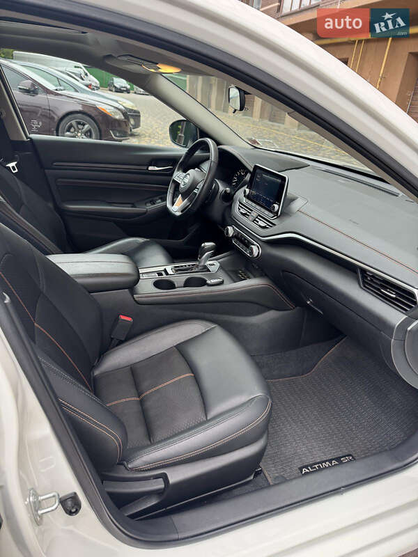 Седан Nissan Altima 2021 в Вінниці