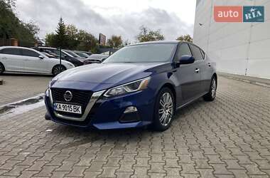 Седан Nissan Altima 2020 в Києві