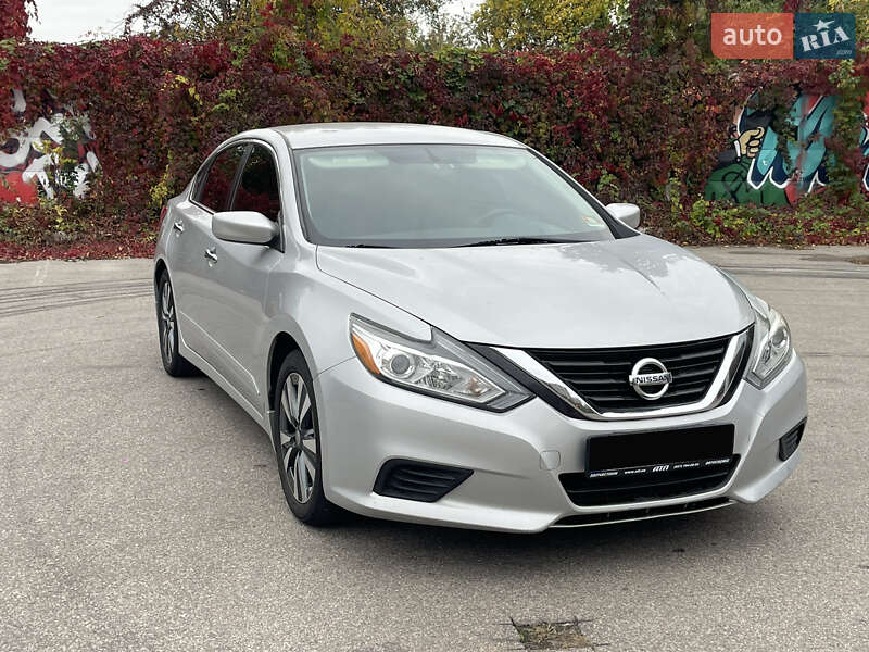 Седан Nissan Altima 2016 в Харькове фото 2 Седан Nissan Altima 2016 в Харькове