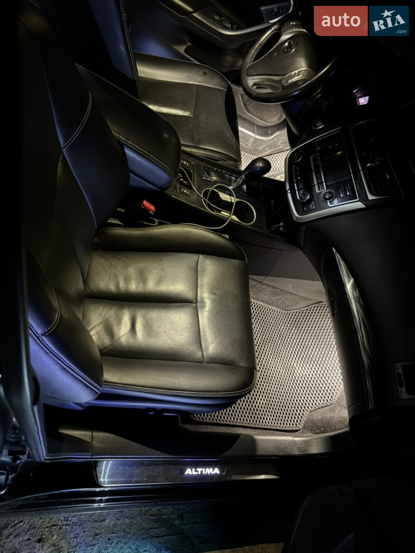 2016 Nissan Altima - мініатюра 17