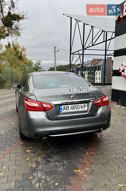 Седан Nissan Altima 2017 в 