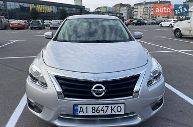 Седан Nissan Altima 2013 в 