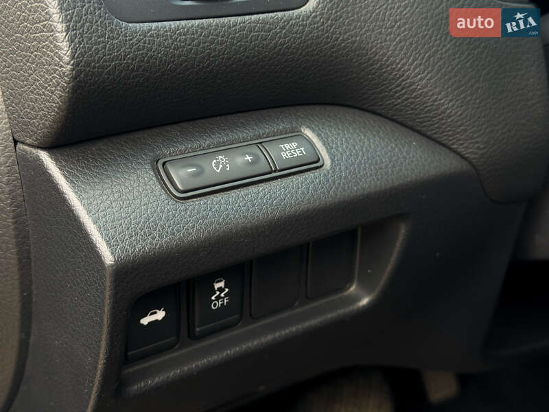 Седан Nissan Altima 2017 в Києві