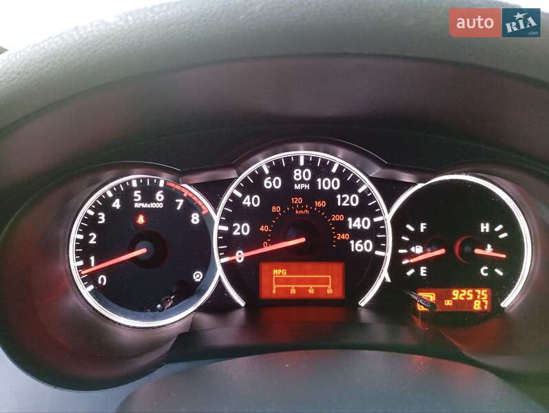 Седан Nissan Altima 2010 в Судовой Вишне