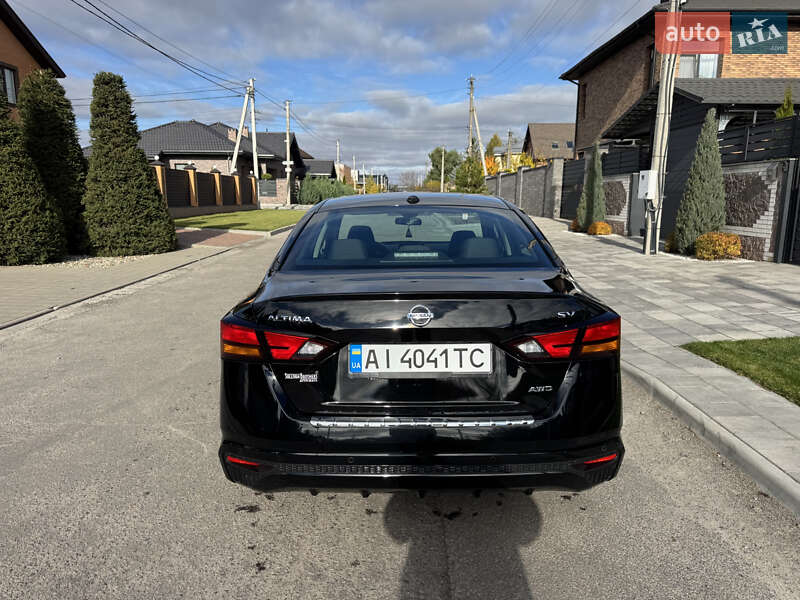 Седан Nissan Altima 2022 в Белой Церкви