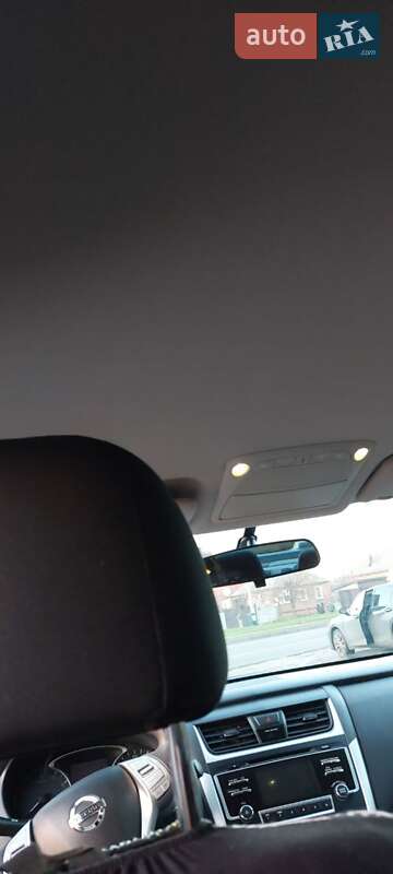 Седан Nissan Altima 2017 в Харькове