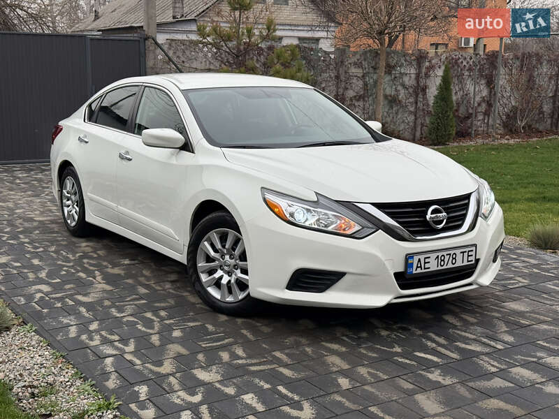 Седан Nissan Altima 2018 в Днепре фото 22 Седан Nissan Altima 2018 в Днепре