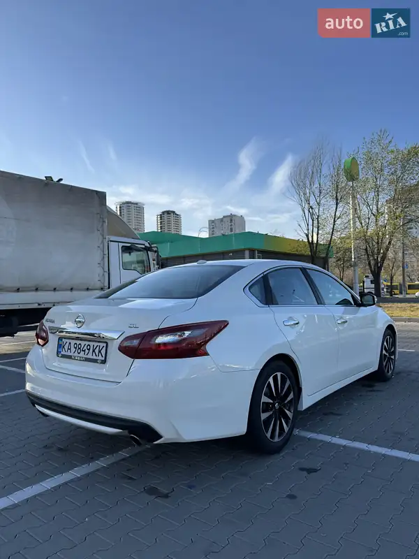 Nissan Altima 2017