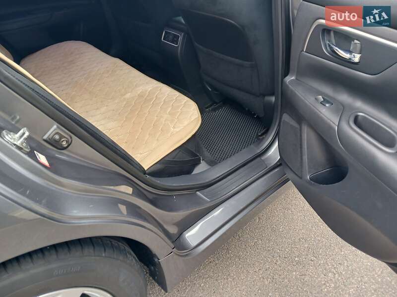 Седан Nissan Altima 2015 в Харкові