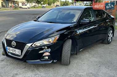 Седан Nissan Altima 2020 в Тульчине