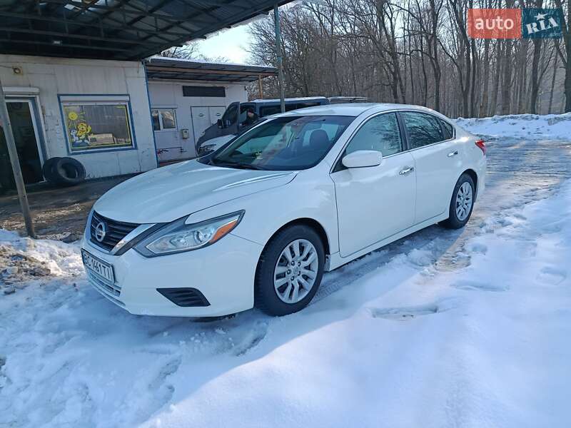 Nissan Altima 2016