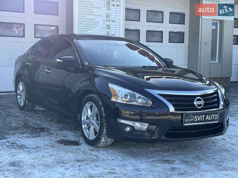 Седан Nissan Altima 2015 в Миколаєві
