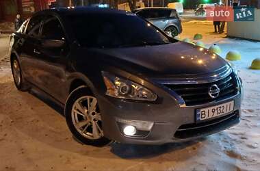 Седан Nissan Altima 2015 в Харькове