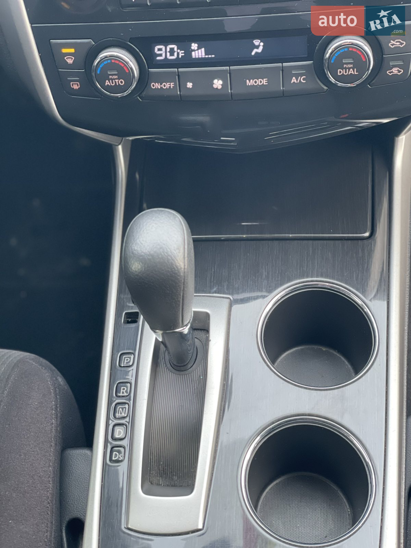 2012 Nissan Altima - мініатюра 21