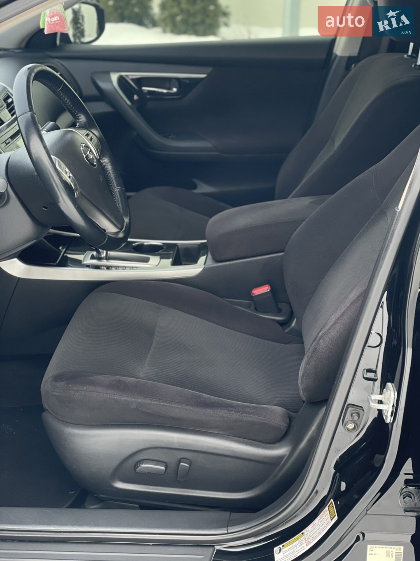 2012 Nissan Altima - мініатюра 12