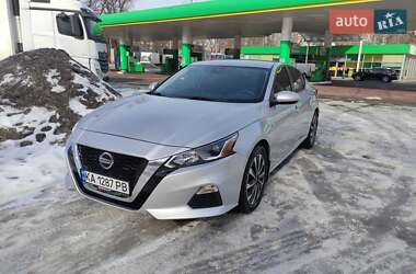 Седан Nissan Altima 2021 в Киеве
