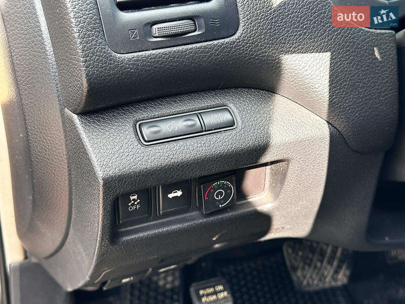 Седан Nissan Altima 2013 в Виннице