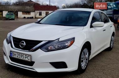 Седан Nissan Altima 2016 в Одесі
