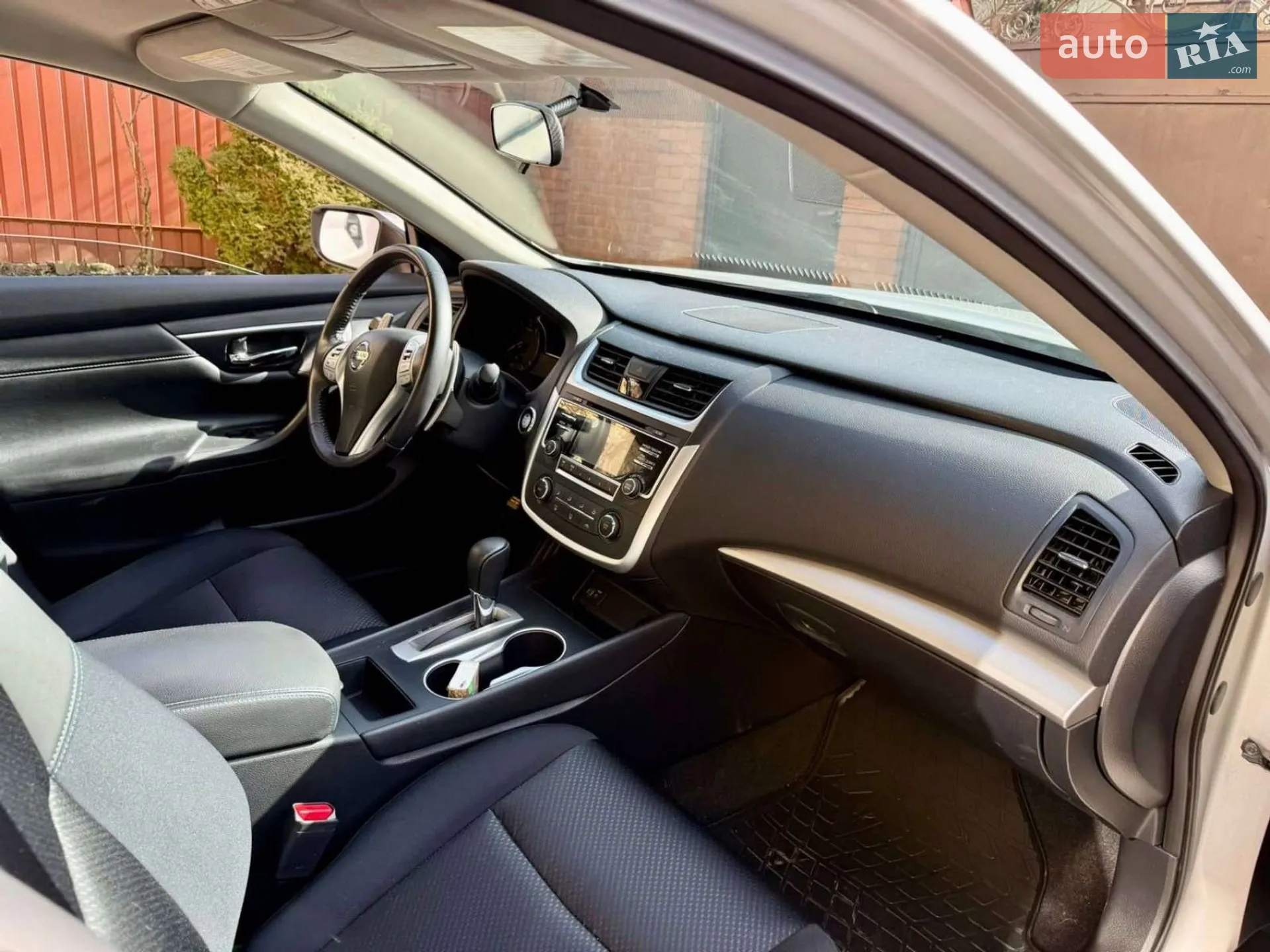 2017 Nissan Altima - мініатюра 13