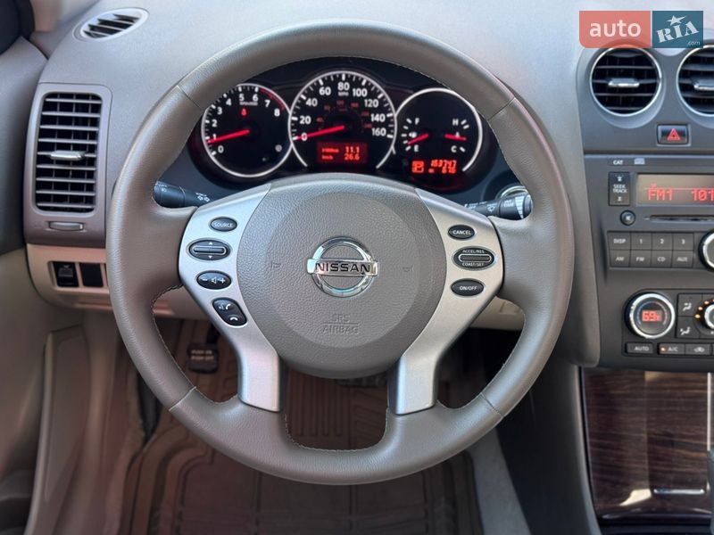 Седан Nissan Altima 2011 в Києві фото 6 Седан Nissan Altima 2011 в Києві