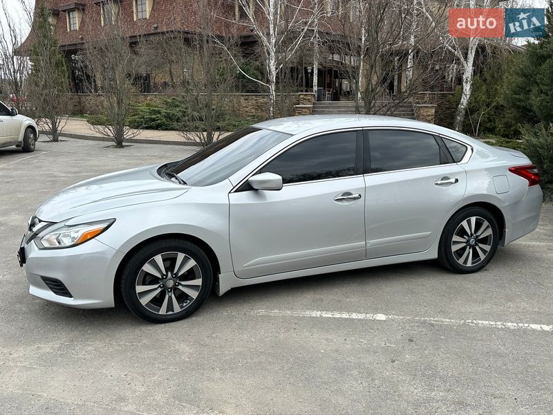 Седан Nissan Altima 2017 в Харькове фото 15 Седан Nissan Altima 2017 в Харькове